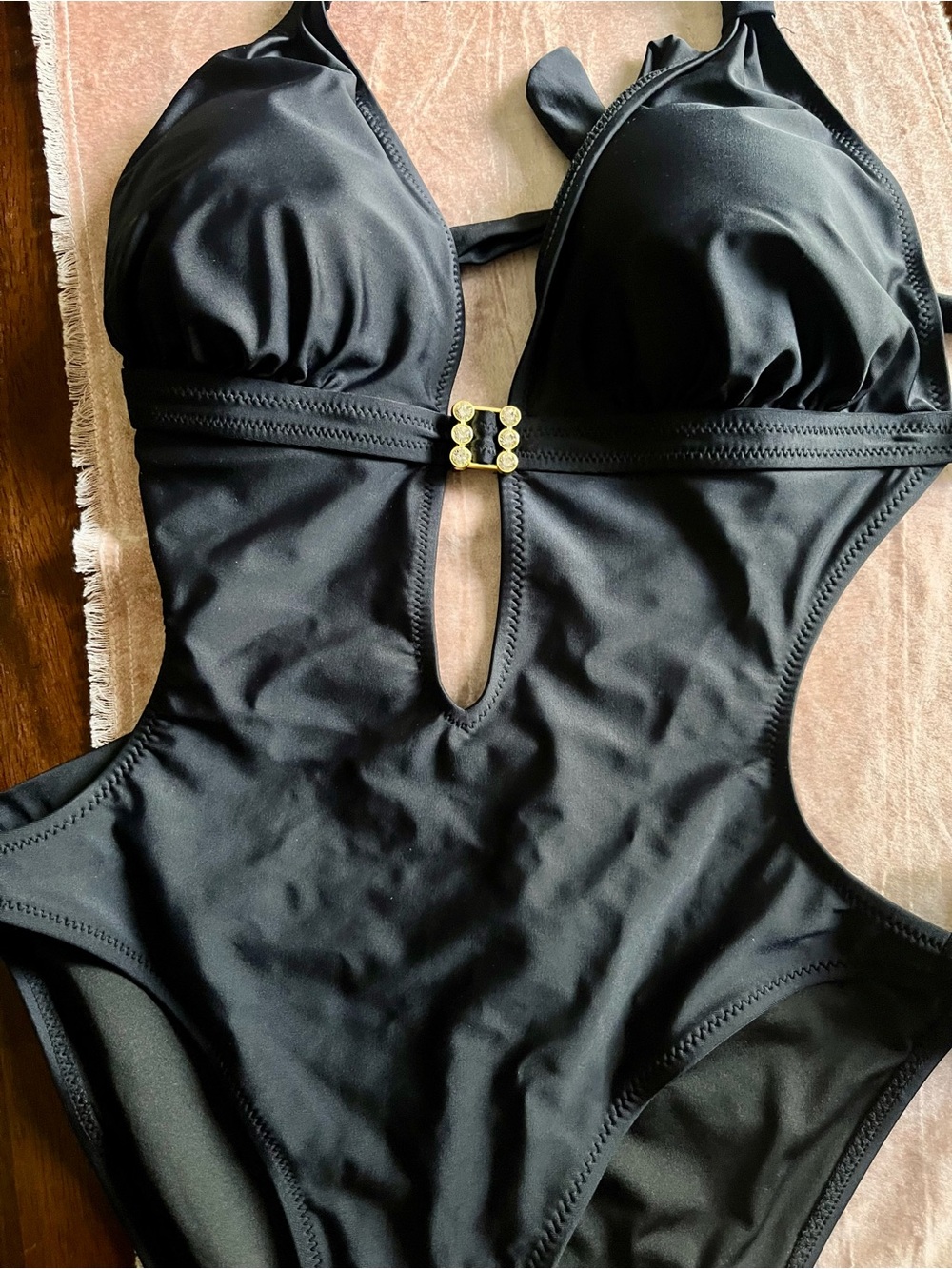 Eomenie monokini women’s One-Piece Swimsuit with Decorative Accent